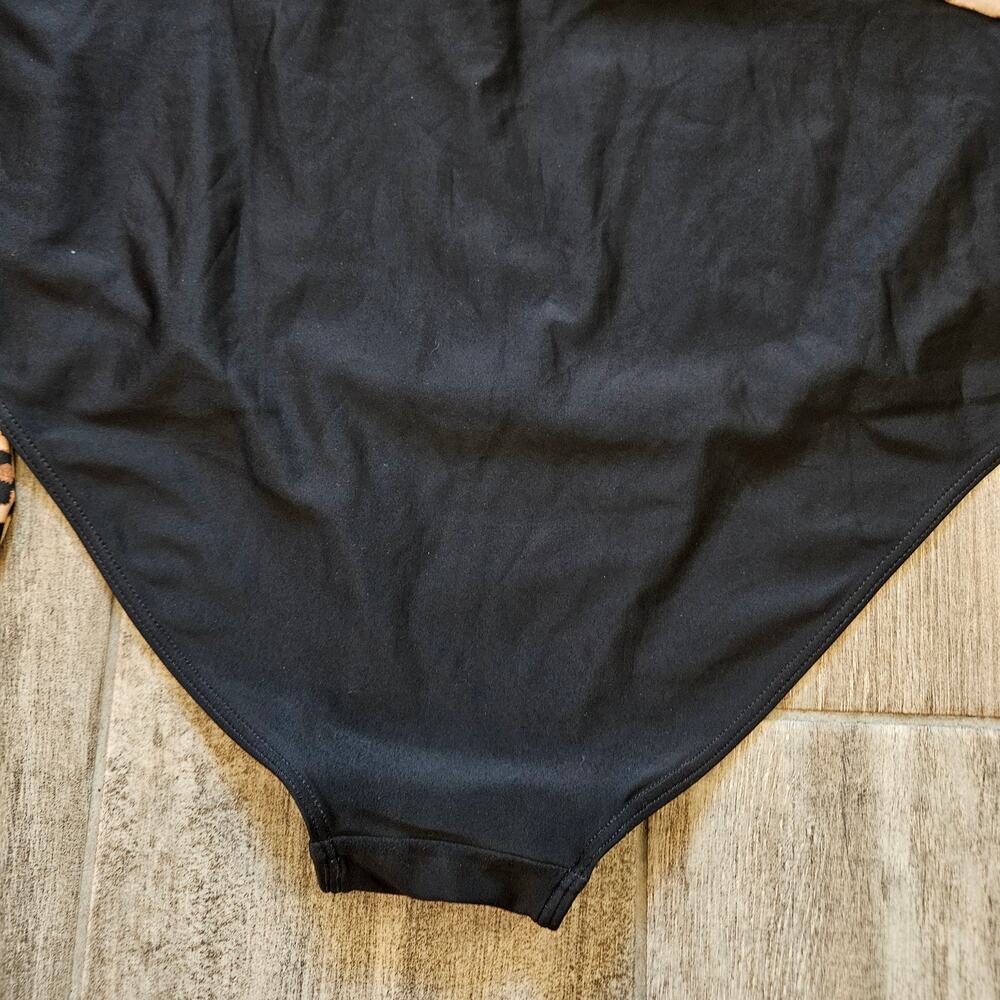 Summersalt Swimsuit Womens Size 22 Perfect Wrap One-Piece‎ Leopard Black V Neck - Picture 13 of 15